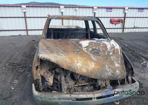 2001 Chevrolet Silverado 2500Hd Ls z USA, uszkodzony, nr VIN 1GCHK23U91F168080